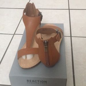 Kenneth cole sandals